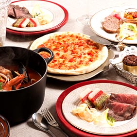 ▼手ごろで豪華! ブイヤベースとオードブルのセット (7種のカラフルオードブルセット、パリもちピッツァマルゲリータ、漁師のブイヤベース、フォンダンショコラ) おもてなしもOK! 本格的な味があたためるだけで! 家では出せない味を気軽に楽しめます。もりつけるだけで華やかな食卓を彩るスイーツもついた豪華なセットです。 送料無料4,980円(税込)